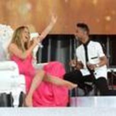 Mariah Carey suffers dress 'pop' on Good Morning America